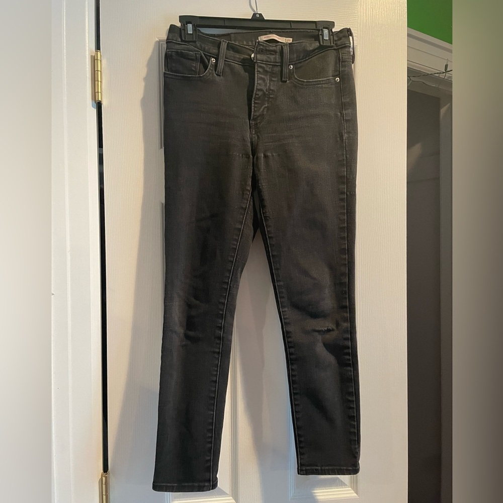 Black skinny jeans size 26 short